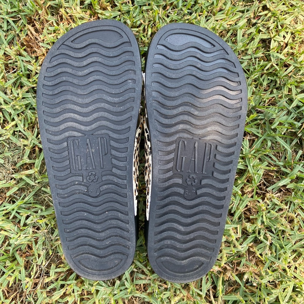 Leopard Print Sliders - Picture 5 of 5